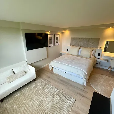Appartement Rdj, Comme Une Maison Tourgeville Exterior photo