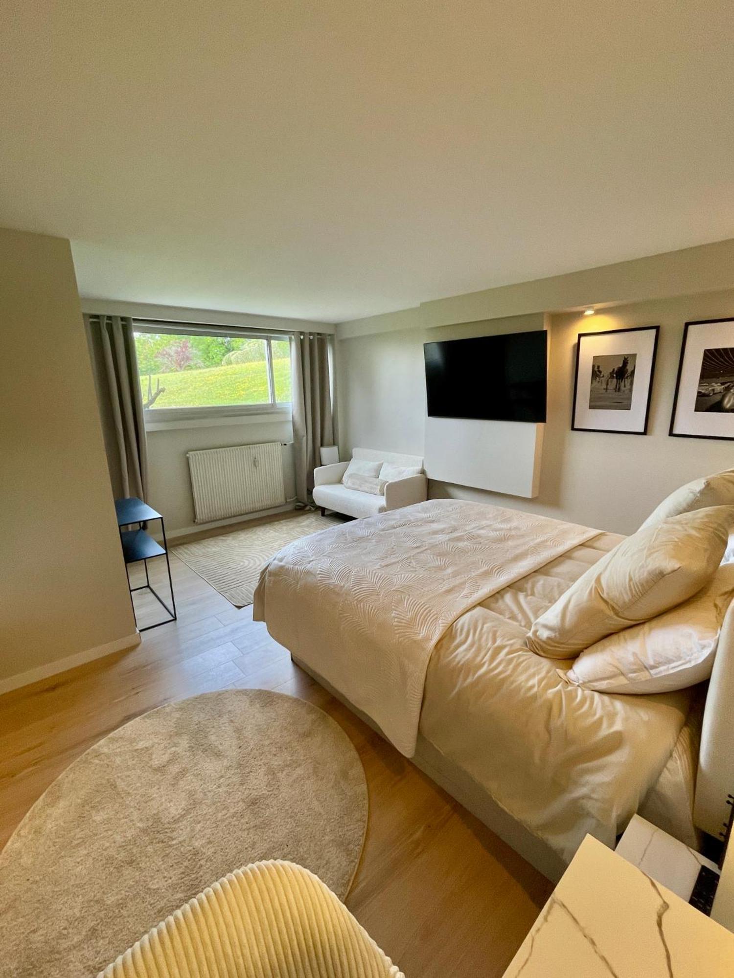 Rdj, Comme Maison Apartment
